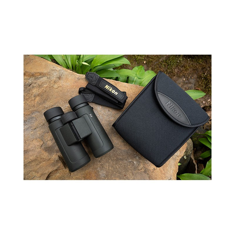 Kikare Nikon Prostaff P7 10x30 